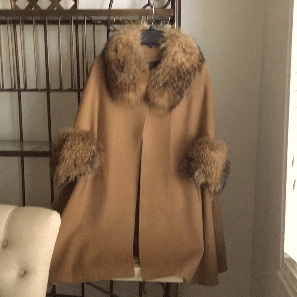 cashmere cape crystal fox collar/cuffs